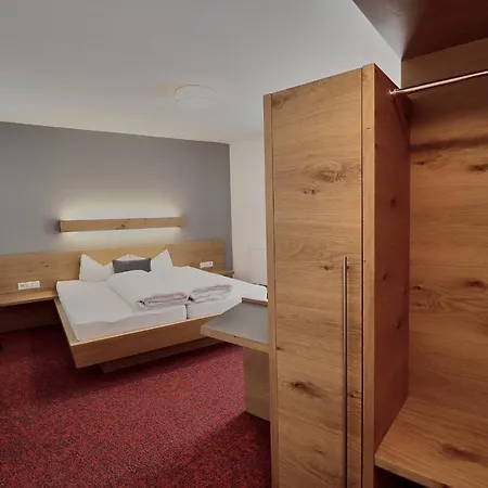 Garni & Collina Appartement Ischgl