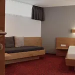 Garni & Collina 4*